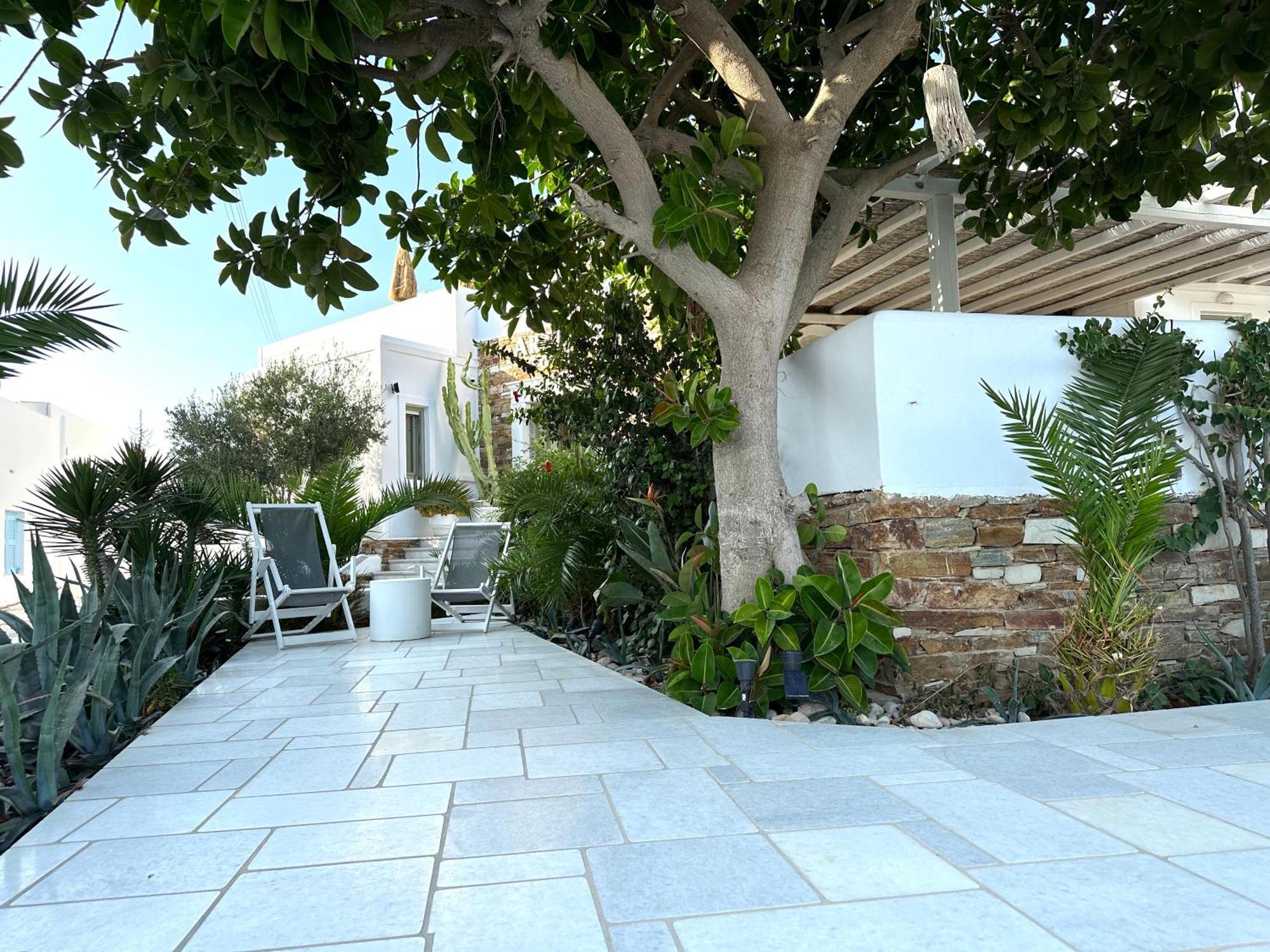 Artemis Hotel Antiparos Exterior photo
